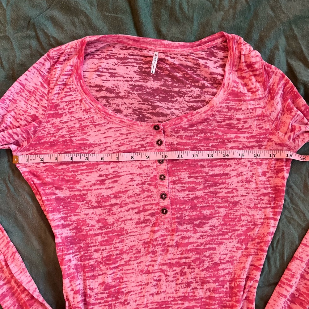 Vintage Y2K  Pink Henley Long Sleeve Top - Picture 5 of 5